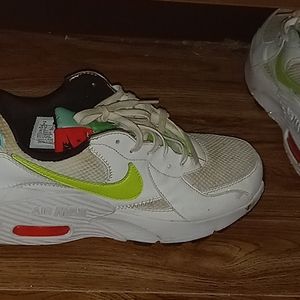 8½ Nike air max women's